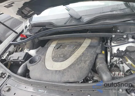 2011 Mercedes-Benz Gl 450 4Matic z USA, uszkodzony, nr VIN 4JGBF7BE4BA625244